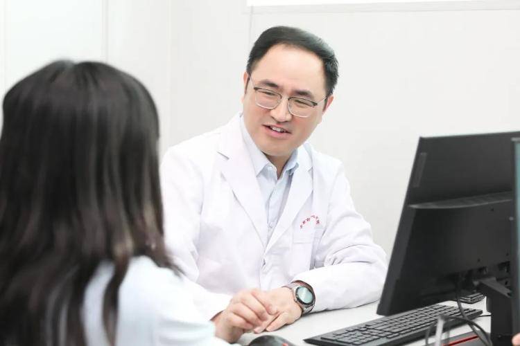 皇冠信用網代理流程
_重大突破皇冠信用網代理流程
!济南市中心医院宋勇峰教授获批国家自然科学基金青年科学基金项目(A类)