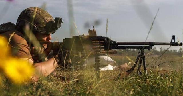 皇冠信用网代理怎么申请
_越打越猛!俄军撕开数公里缺口皇冠信用网代理怎么申请
,乌军官痛苦承认:这仗打不下去了