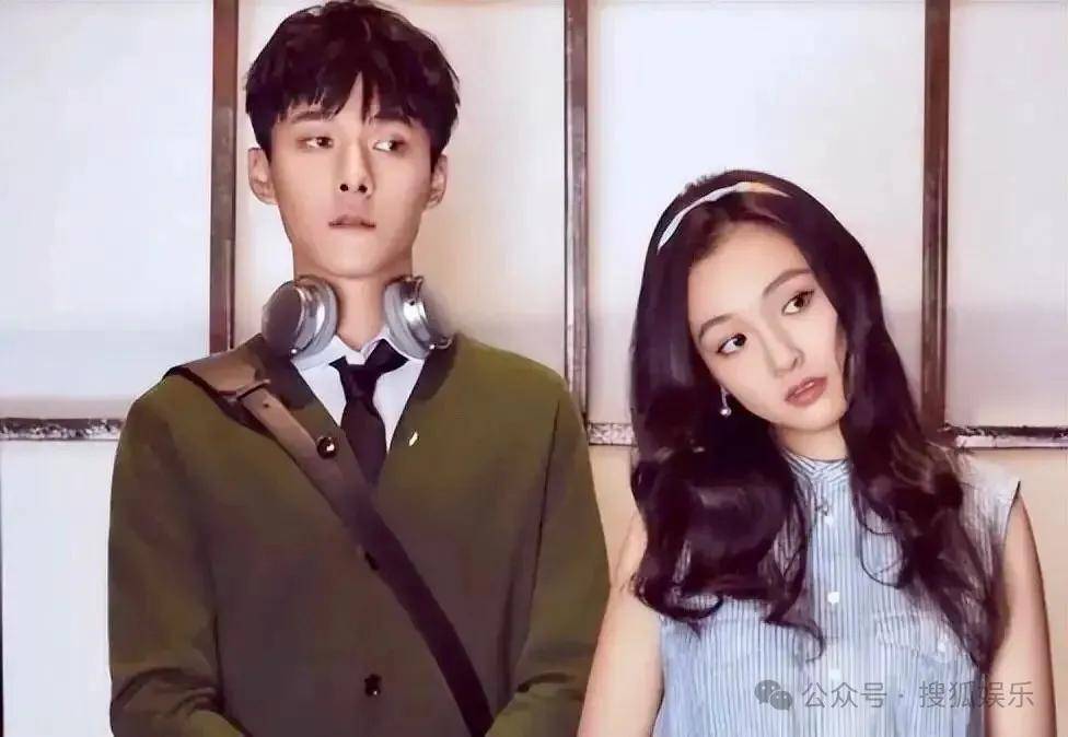 皇冠信用开号_离婚三年又被拍到亲密逛超市皇冠信用开号，他俩这是纯带娃还是真复合了？