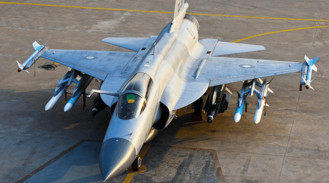 皇冠皇冠足球平台_再次闪耀!多架“枭龙”正式交付阿塞拜疆皇冠皇冠足球平台,42亿美元大单落地了?