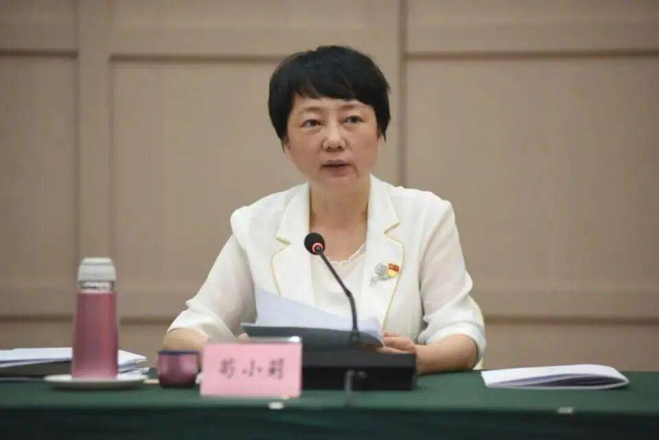 皇冠登3代理申请_苟小莉任四川省文化和旅游厅副厅长