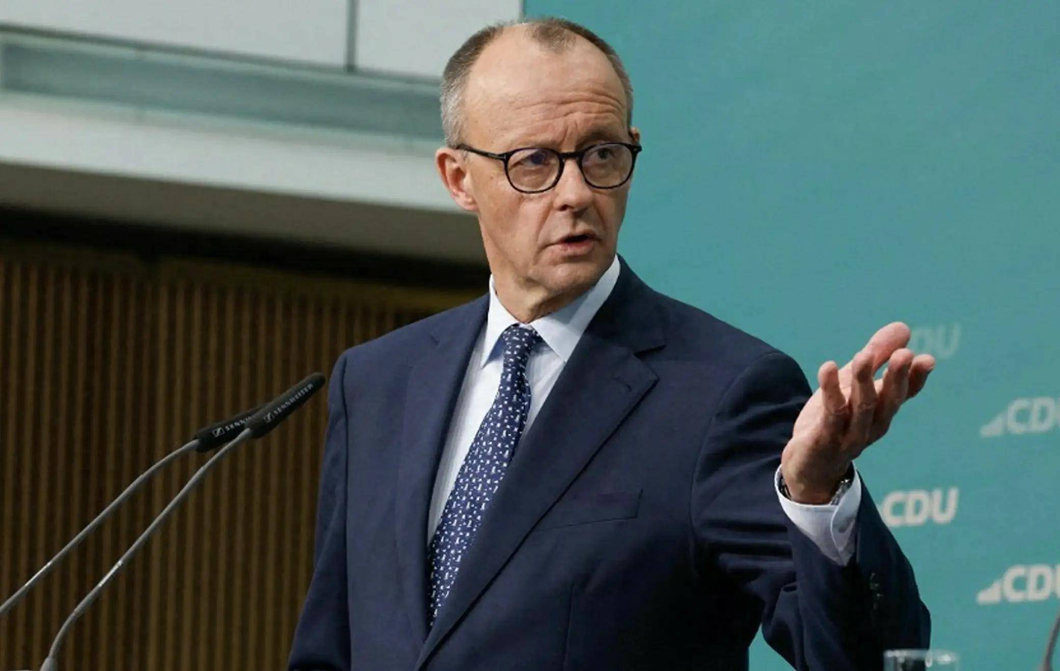 皇冠信用网平台_德国总理默茨新年致辞：我们不是大国的棋子皇冠信用网平台，我们双手未被束缚！哪来的底气？